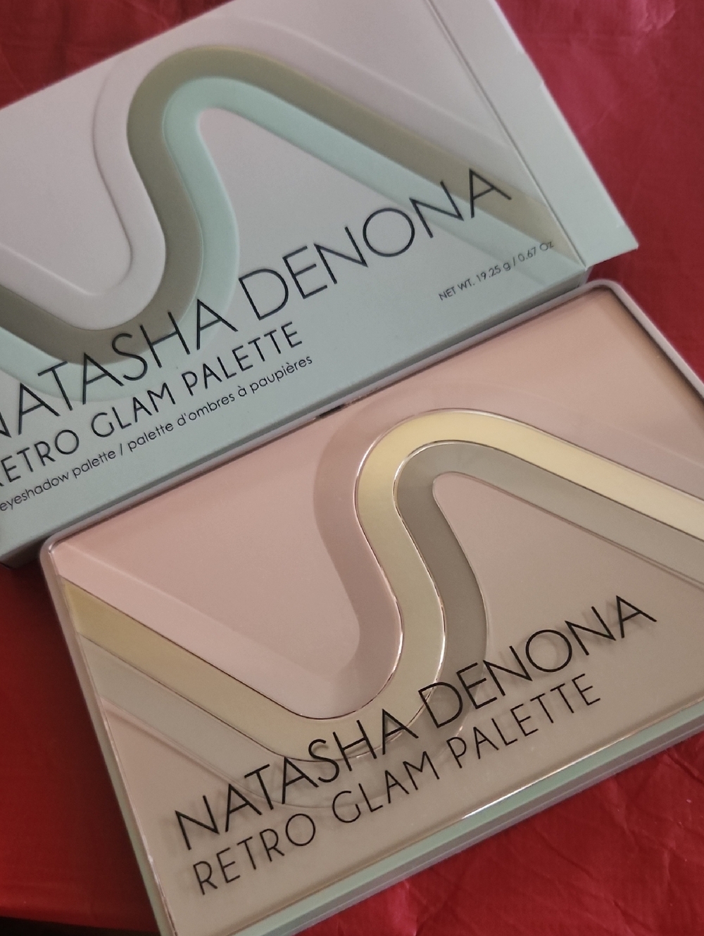 Natasha Denona Retro Glam Palette - Cream, Pale Pink, Gold, Mint